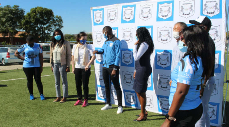 Dignitaries at the Olympic Day launch.